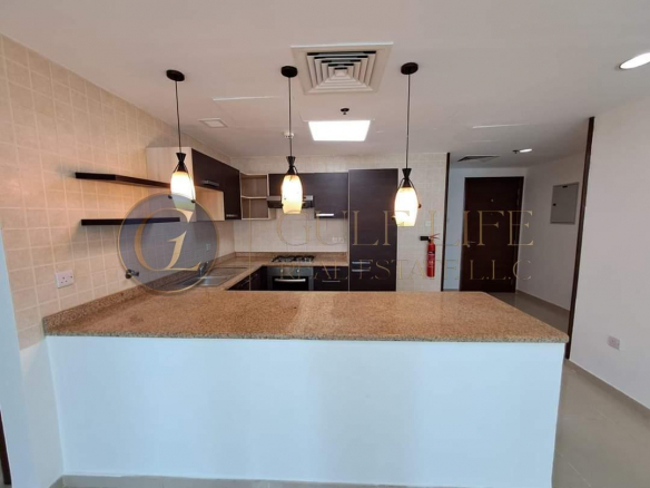 Ontario Tower – Apartment