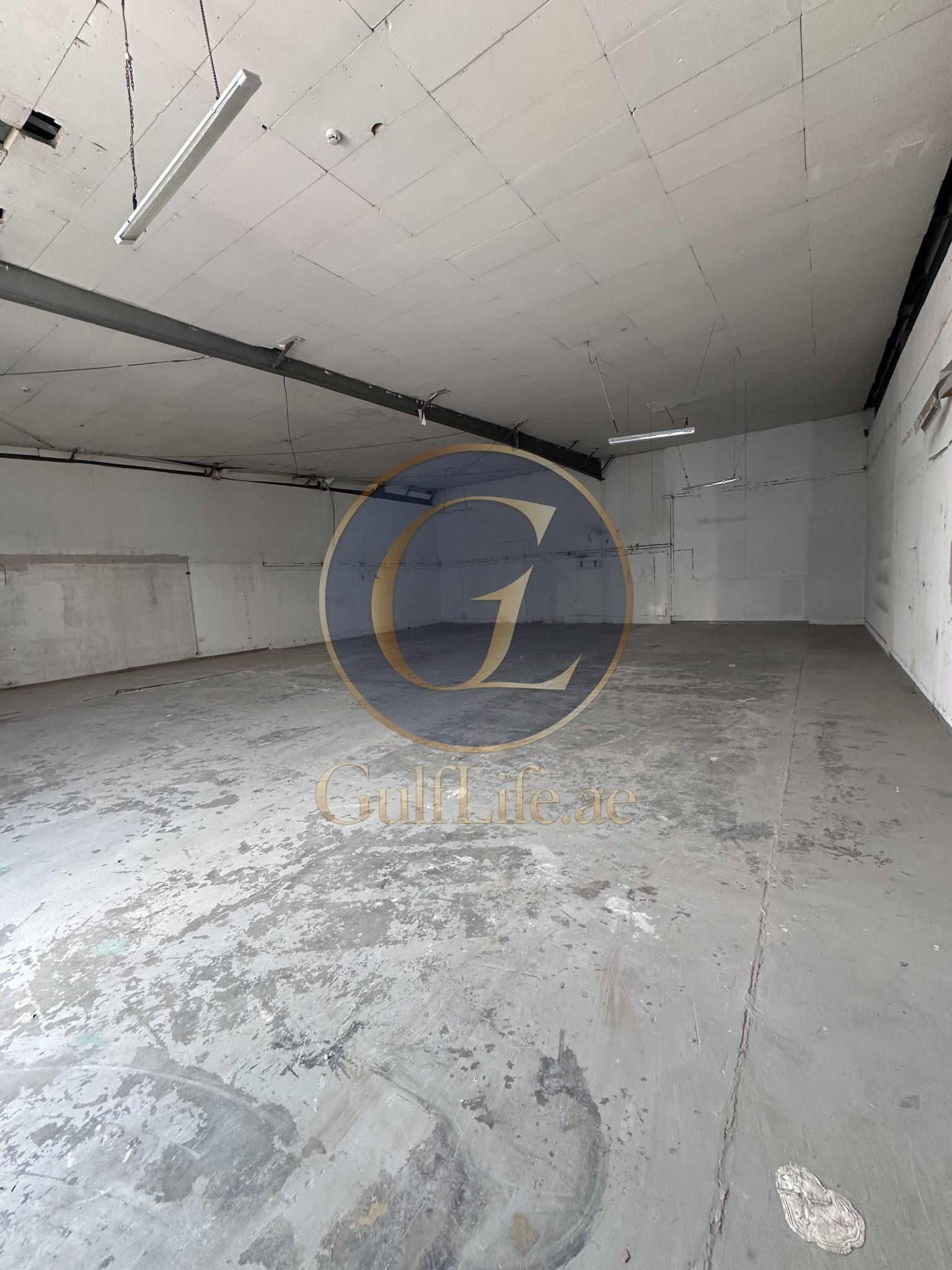 Warehouse for Rent in Al Quoz | 2,850 sqft – photo 1 Warehouse for Rent in Al Quoz | 2,850 sqft - photo 1