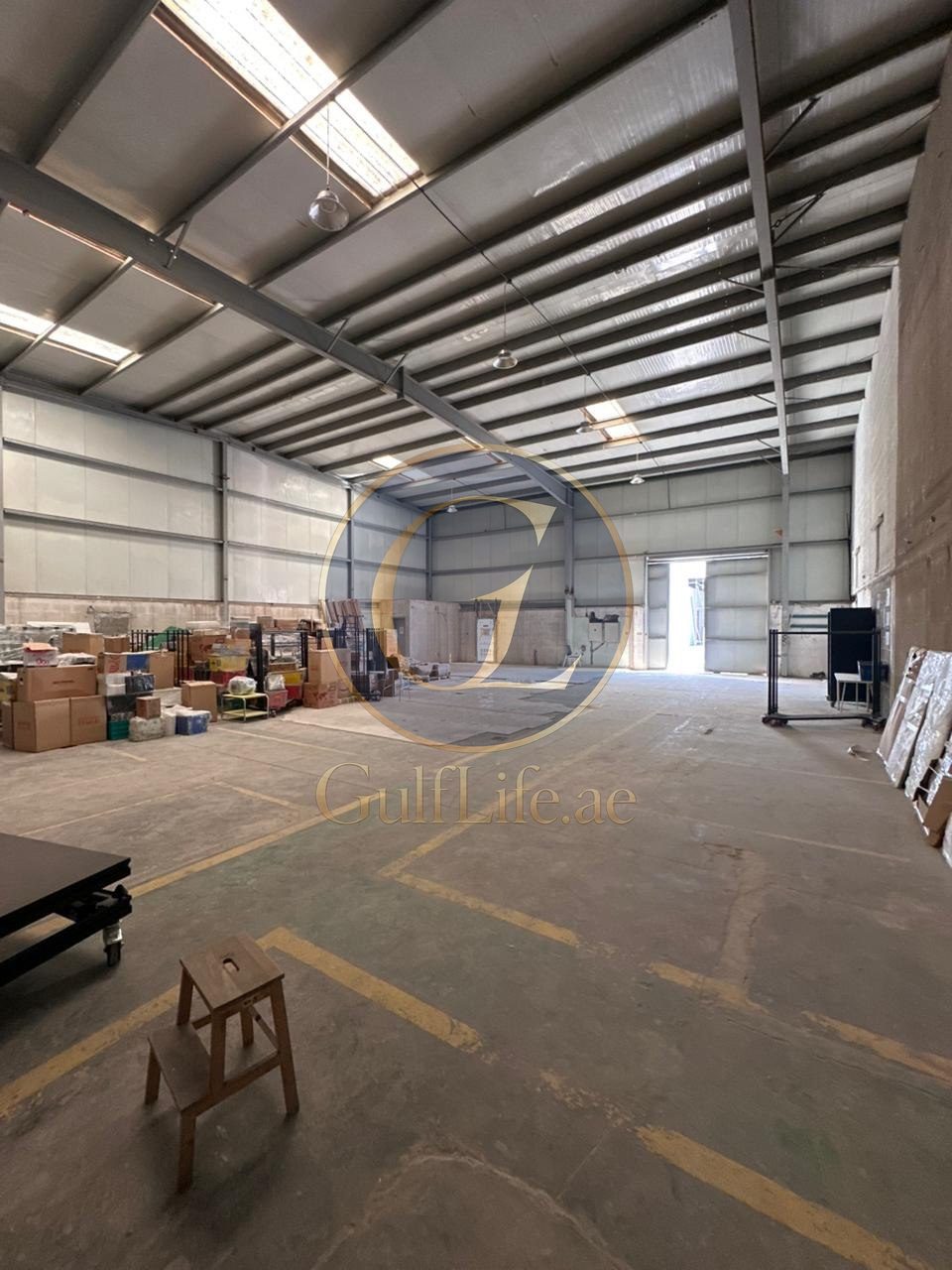Warehouse for Rent in Al Quoz | 3,850 sqft - photo 4