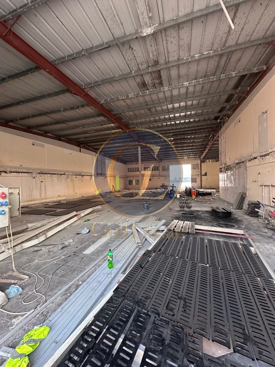 Warehouse for Rent in Al Quoz | 5,000 sqft – photo 1 Warehouse for Rent in Al Quoz | 5,000 sqft - photo 1
