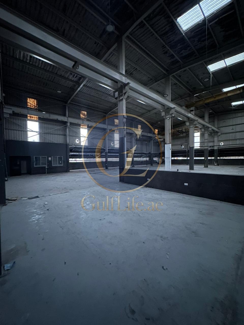 Warehouse for Rent in Al Quoz | 15,000 sqft – photo 1 Warehouse for Rent in Al Quoz | 15,000 sqft - photo 1