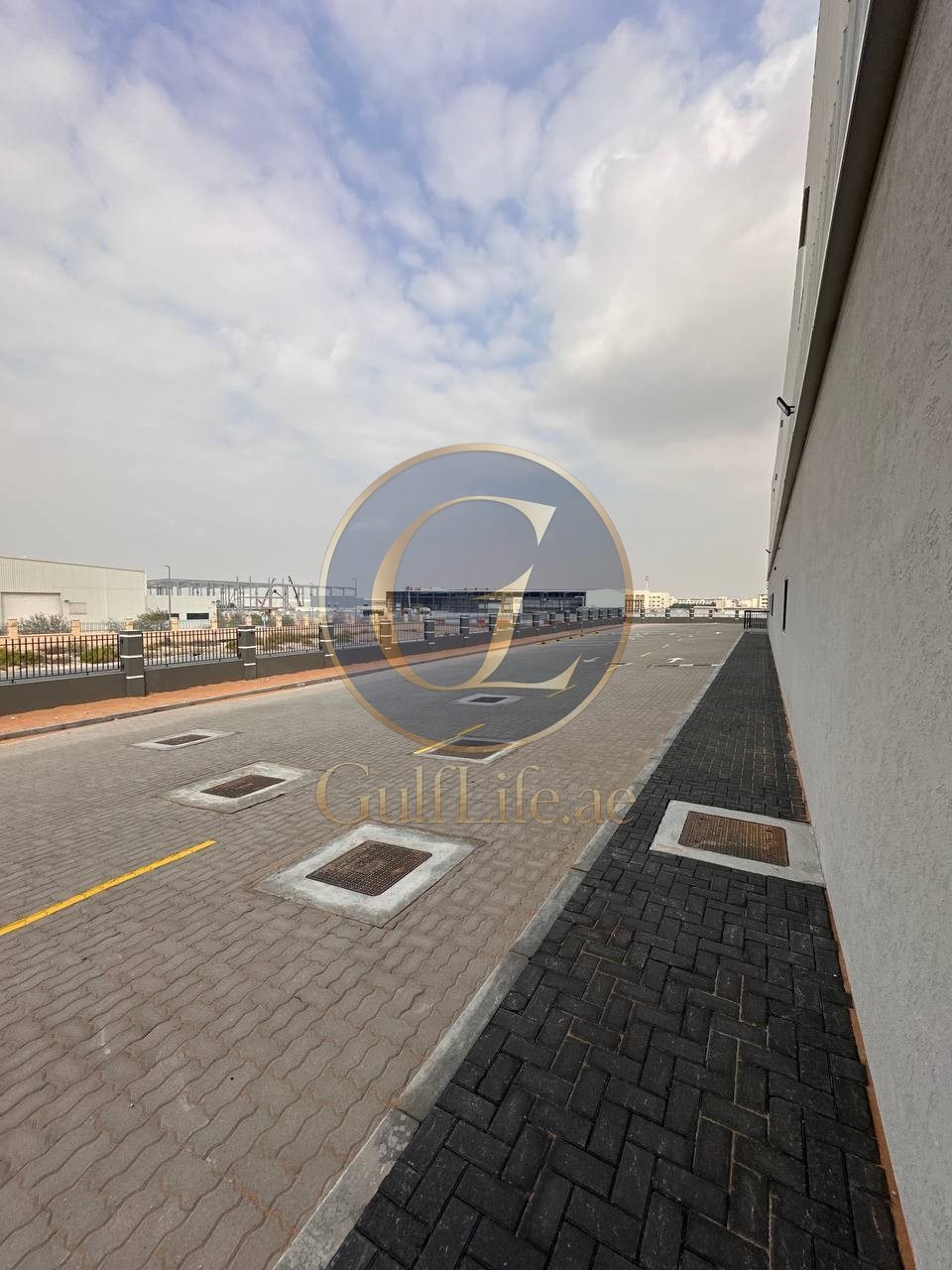 Warehouse for Rent in Dubai Industrial City | 37,007 sqft | 1,000 KW - photo 8