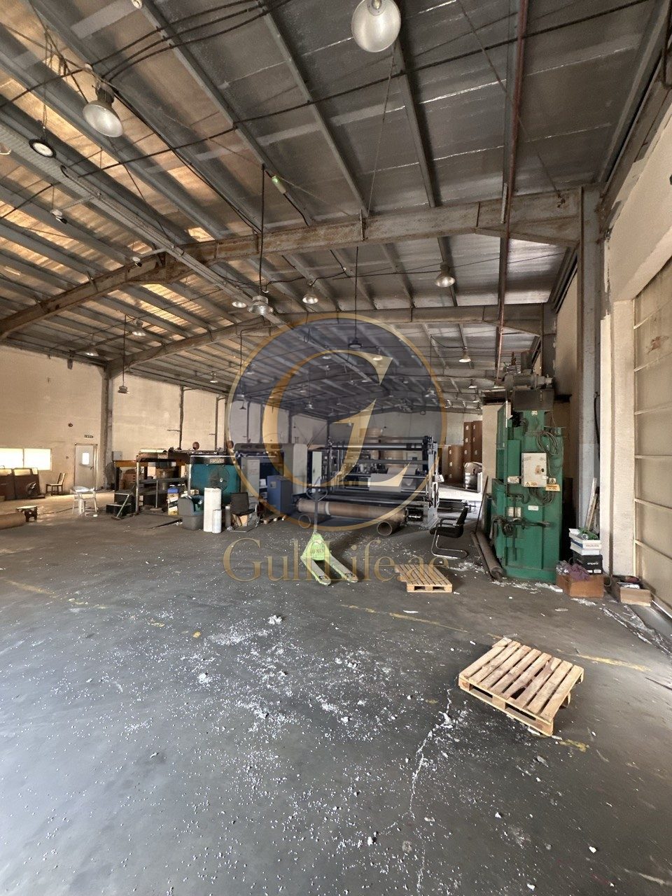 Warehouse for Rent in Dubai Industrial City | 7,500 sqft - photo 4