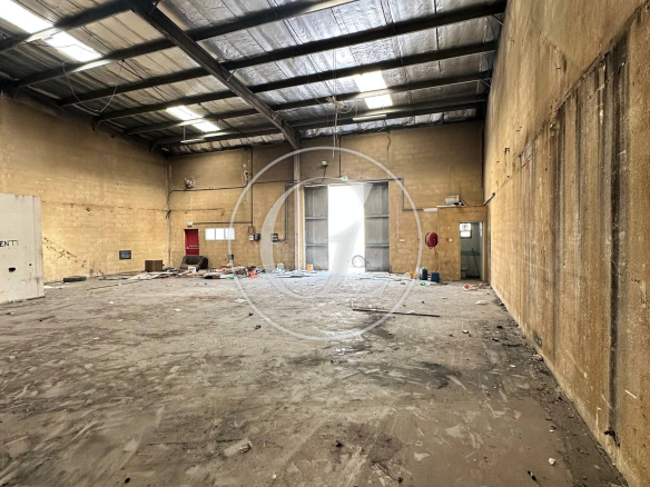 Warehouse for Rent in Dubai Investments Park | 2,600 sqft - photo 1