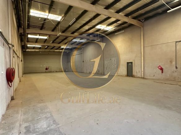 Warehouse for Rent in Dubai Investments Park | 5,115 sqft | 15 KW - photo 1