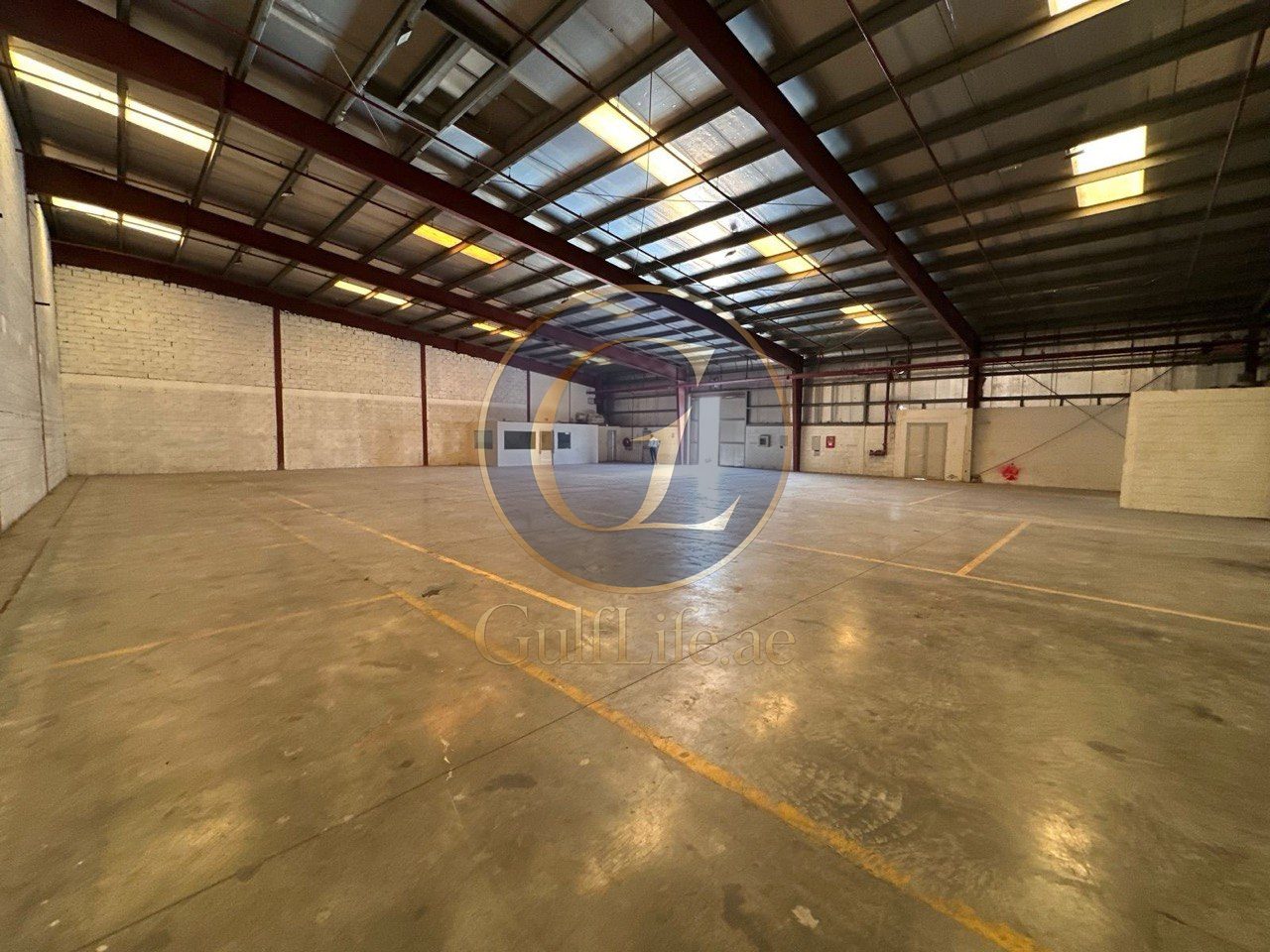 Warehouse for Rent in Dubai Investments Park | 8,396 sqft | 20 KW - photo 1