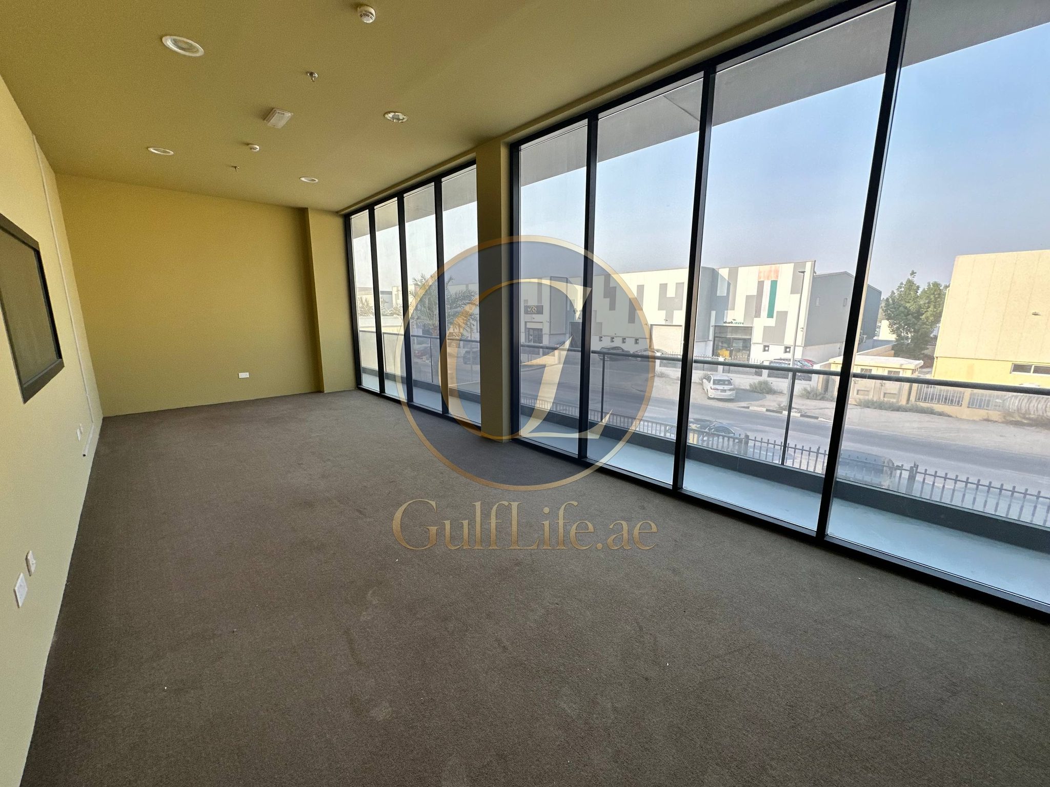 Warehouse for Rent in Dubai Investments Park | 12,116 sqft | 100 KW - photo 9