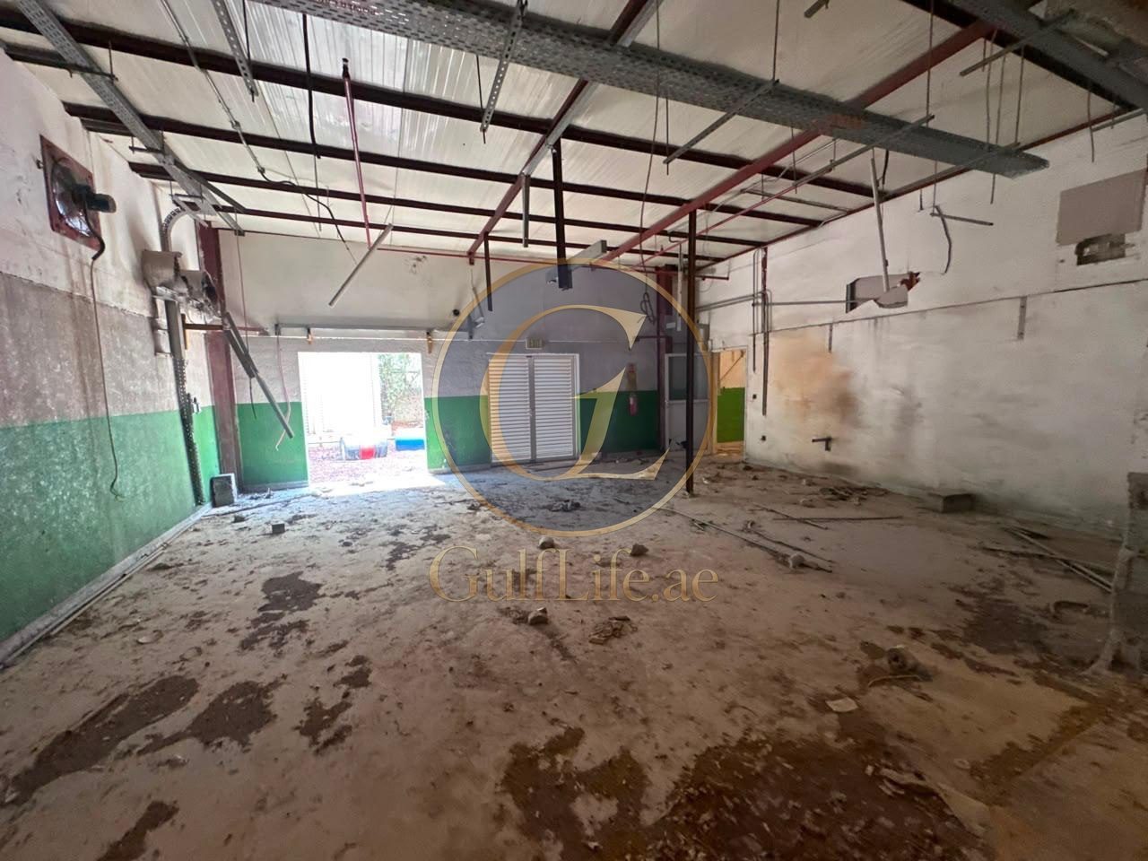 Warehouse for Sale in Dubai Investments Park | 48,000 sqft | 1,900 KW - photo 3