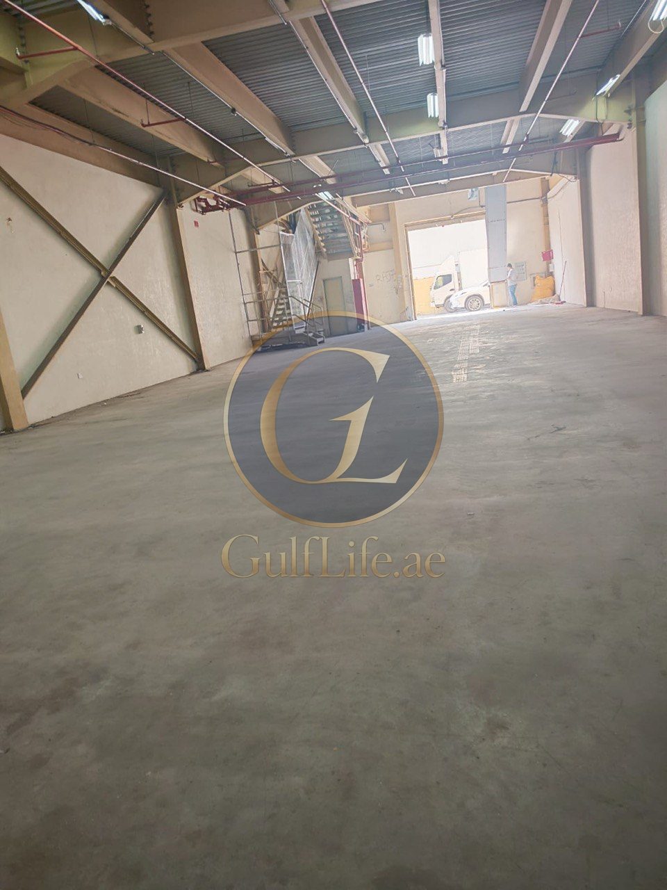 Warehouse for Rent in Nad Al Hamar | 3,500 sqft | 17 KW - photo 2