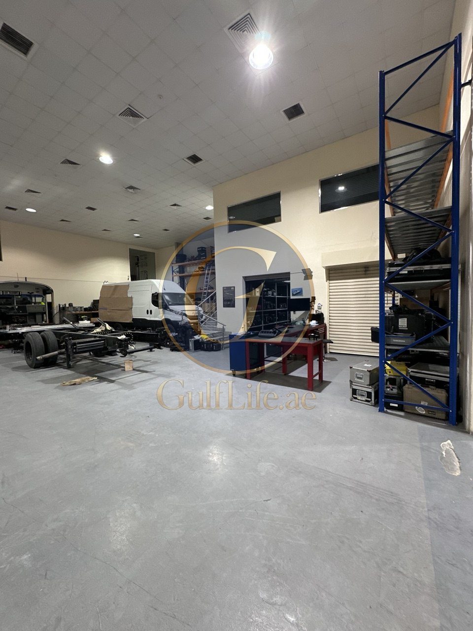 Warehouse for Rent in Al Quoz | 6,000 sqft - photo 2