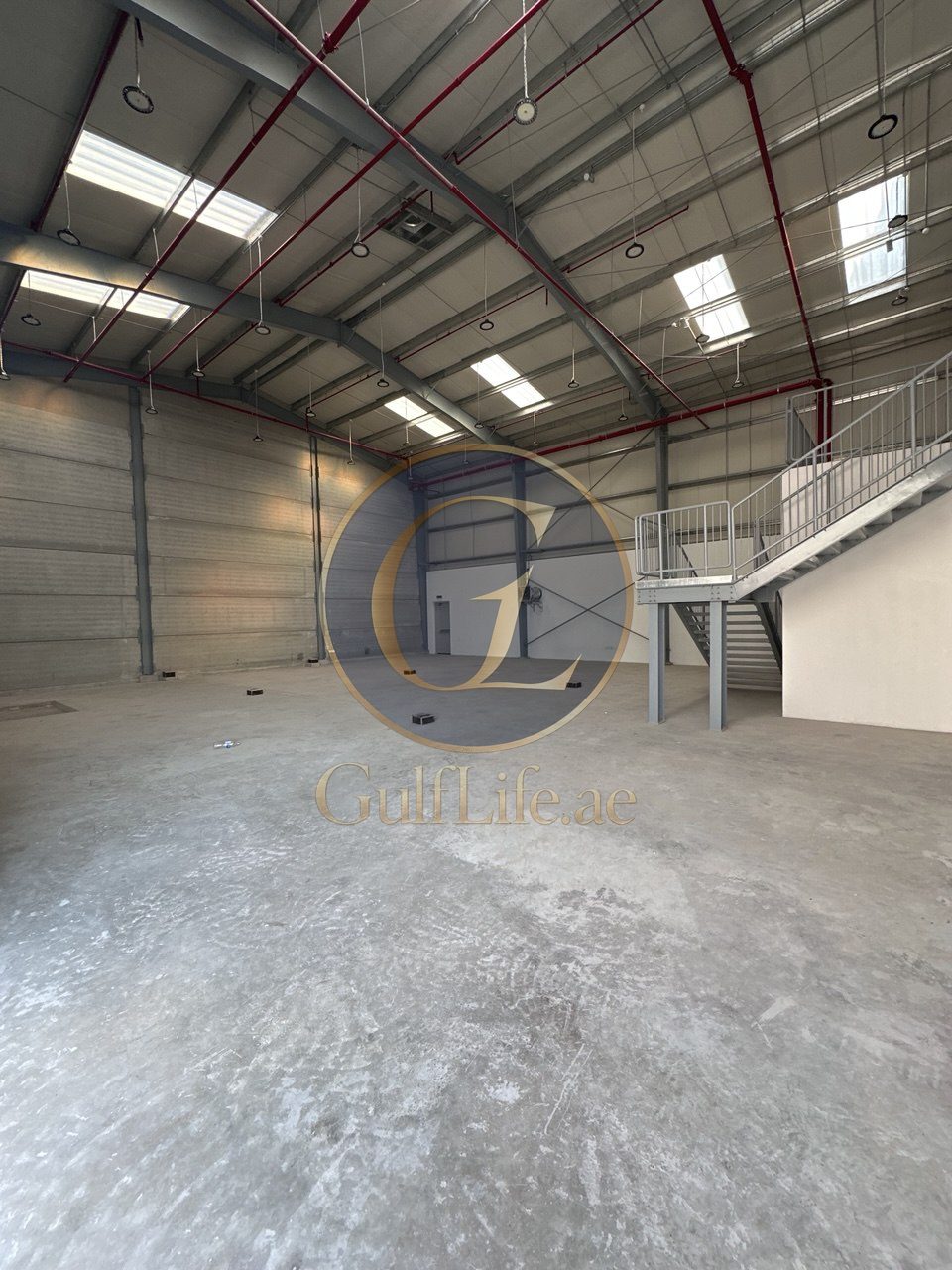 Warehouse for Rent in Al Quoz | 6,398 sqft | 45 KW – photo 1 Warehouse for Rent in Al Quoz | 6,398 sqft | 45 KW - photo 1