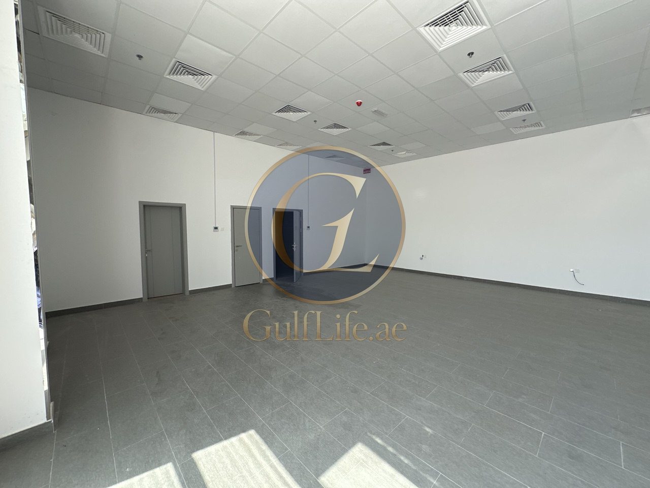 Warehouse for Sale in Dubai Industrial City | 45,800 sqft | 1,000 KW - photo 11
