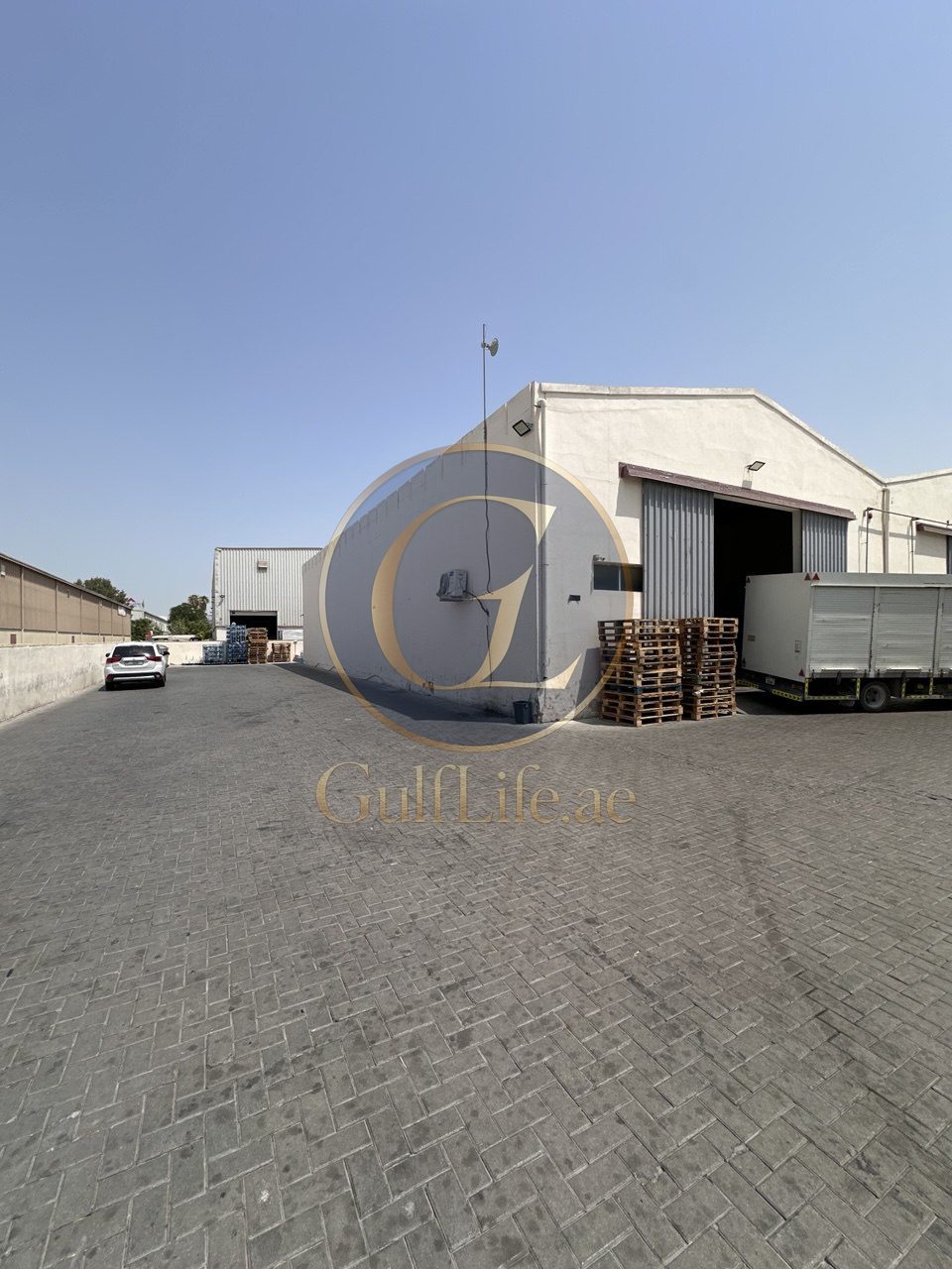 Warehouse for Sale in Dubai Investments Park | 68,000 sqft | 300 KW - photo 1
