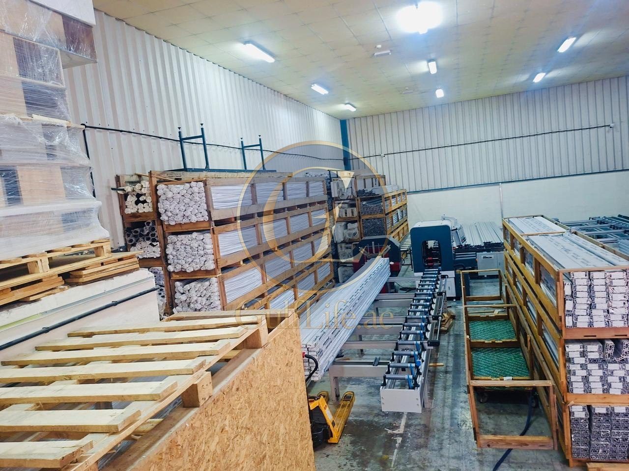 Warehouse for Rent in Dubai Investments Park | 3,066 sqft | 13 KW – photo 1 Warehouse for Rent in Dubai Investments Park | 3,066 sqft | 13 KW - photo 1