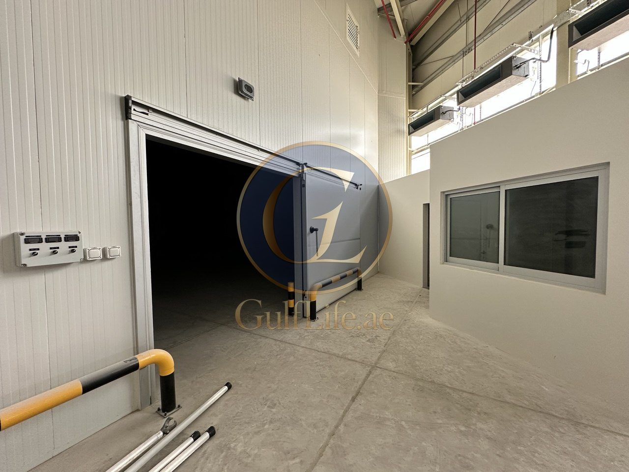 Cold Storage for Rent in Ras Al Khor | 5,512 sqft - photo 9